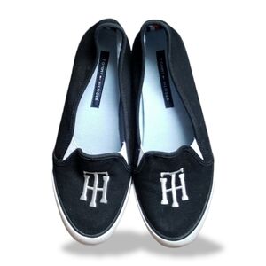 𝅺Tommy Hilfiger Black Slip On Canvas Flats Womans 7